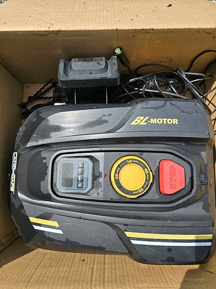 Product image 9 of 10