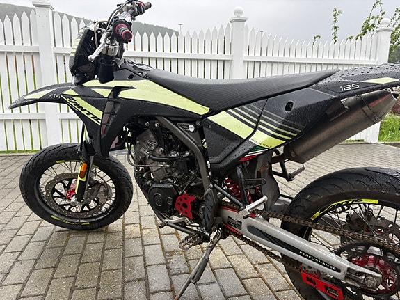 Fantic XMF 125 5 of 5