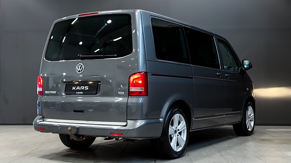 Volkswagen Multivan 5 of 5