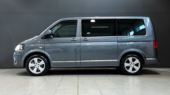Volkswagen Multivan 2 of 5