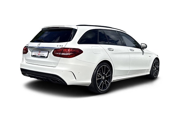 Mercedes-Benz C-Klasse 4 of 5