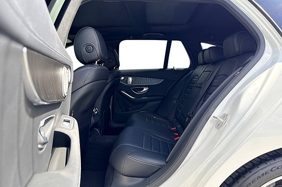 Mercedes-Benz C43 21 of 30
