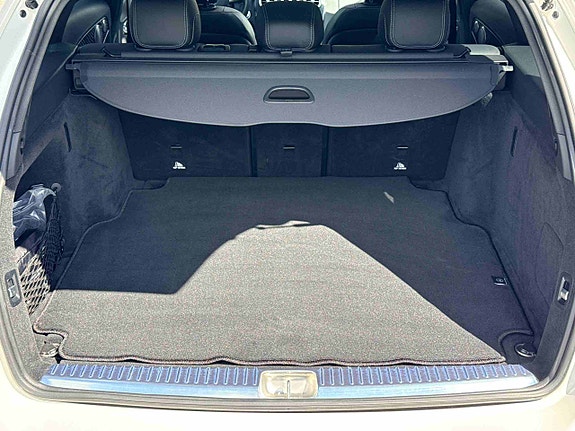 Mercedes-Benz C43 17 of 30