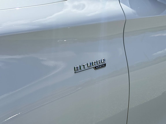 Mercedes-Benz C43 11 of 30