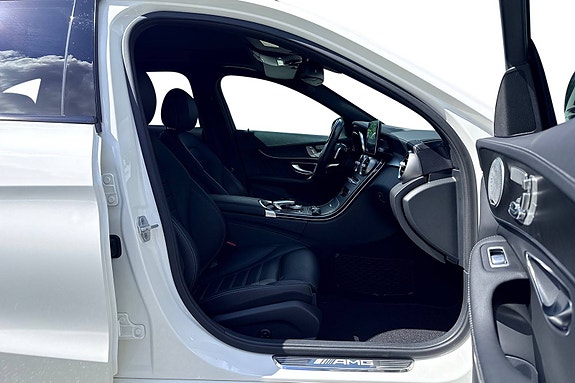 Mercedes-Benz C43 20 of 30