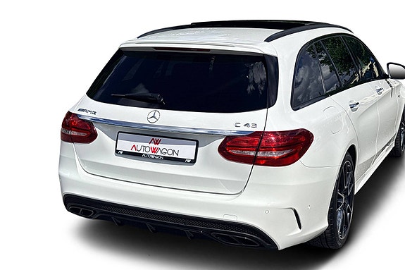 Mercedes-Benz C43 16 of 30