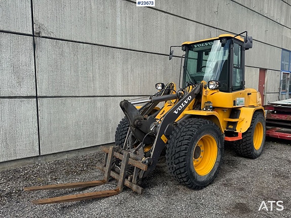 Volvo  L30GS