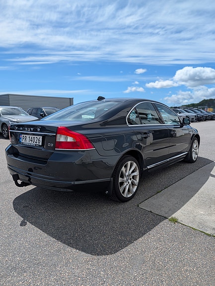 Volvo S80 7 of 22