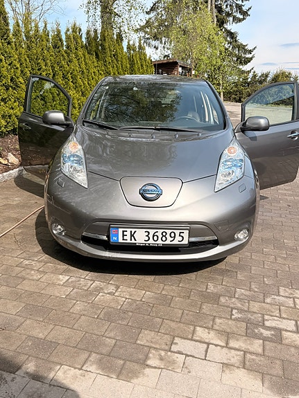 Nissan Leaf 15 of 28