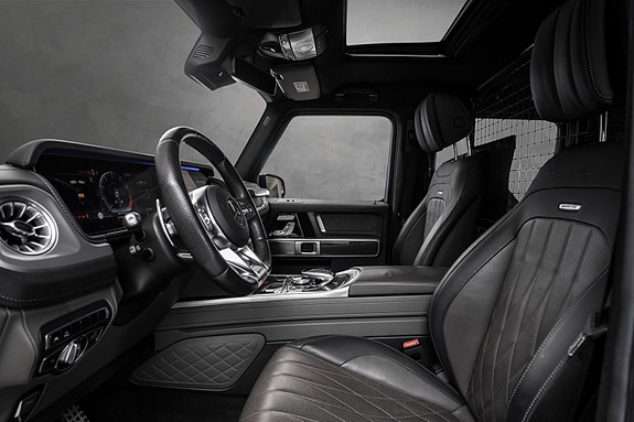 Mercedes-Benz G63 25 of 29