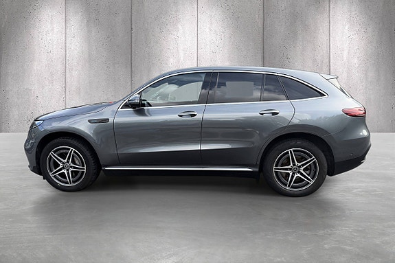 Mercedes-Benz EQC400 4 of 5