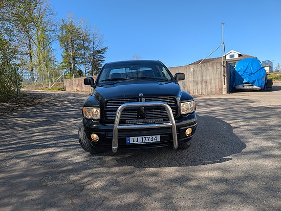 Dodge RAM 2 of 5