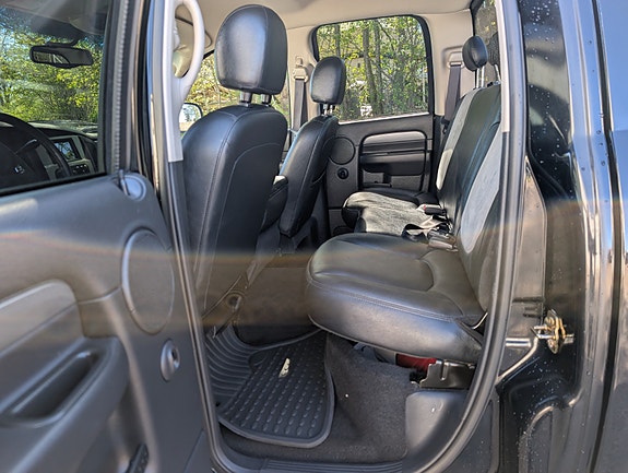 Dodge RAM 12 of 18