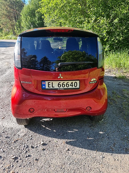 Mitsubishi I-Miev 2015 photo 4