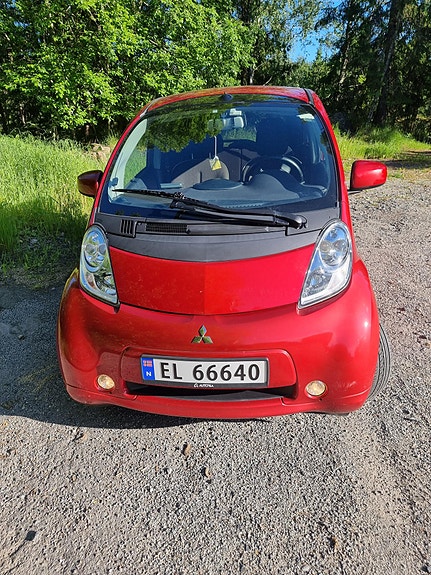 Mitsubishi I-Miev 2015 photo 3