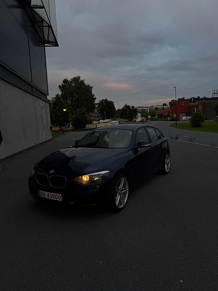 BMW 116i 5 of 5