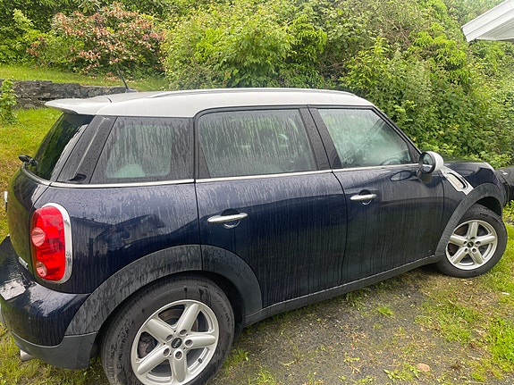 MINI Countryman Cooper 4 of 5