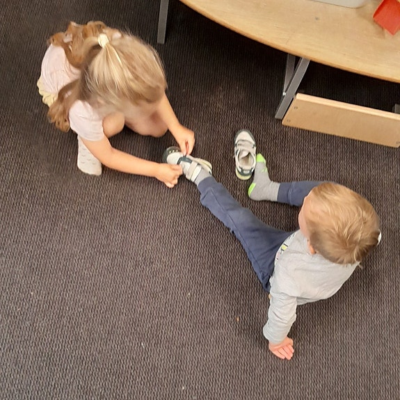 Sosial kompetanse er i fokus hos oss, blant annet det å hjelpe en venn