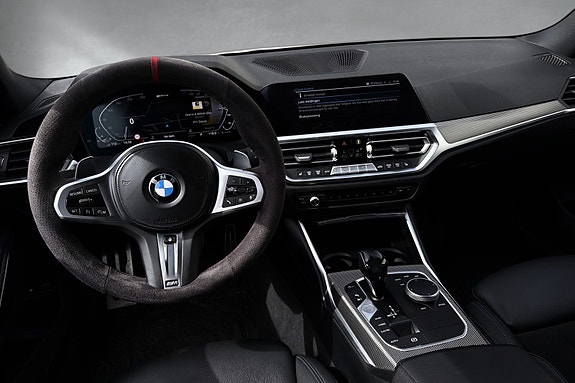 BMW 330e 13 of 19