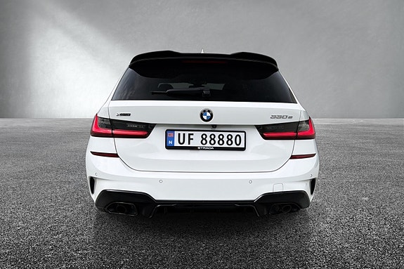 BMW 330e 6 of 19