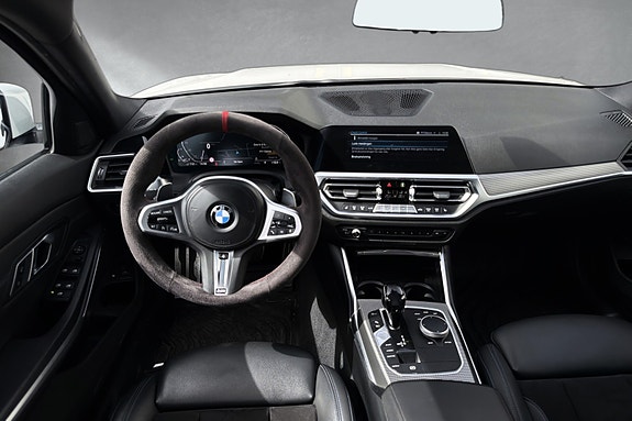 BMW 330e 12 of 19