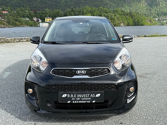 Kia Picanto 3 of 5