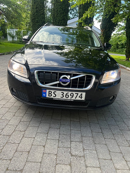 Volvo V70 10 of 20