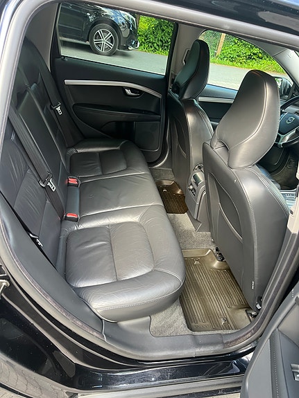 Volvo V70 17 of 20