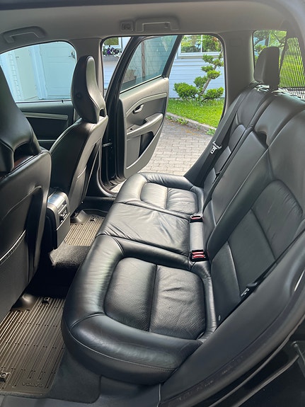 Volvo V70 16 of 20