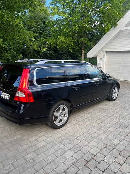 Volvo V70 5 of 20