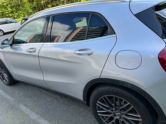 Mercedes-Benz GLA220 5 of 25