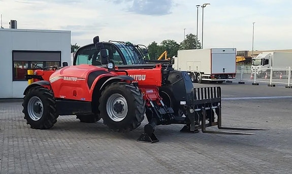 Manitou MT1335 - 13 M - 3.5 TONN 7 of 16
