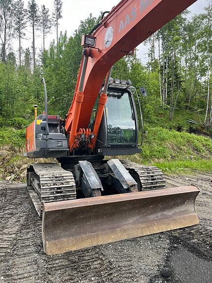 Hitachi 160Lc 4 of 20