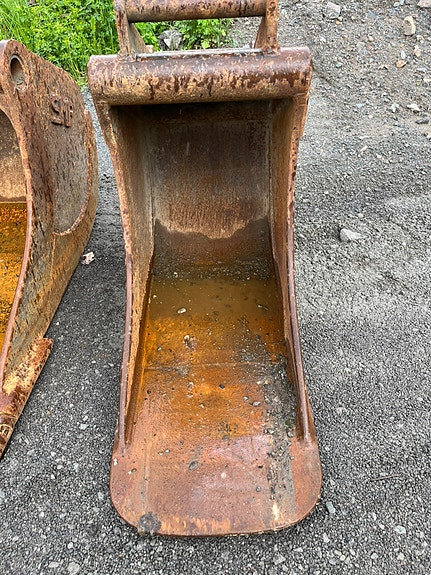 Hitachi 160Lc 18 of 20