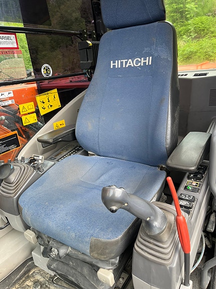Hitachi 160Lc 8 of 20
