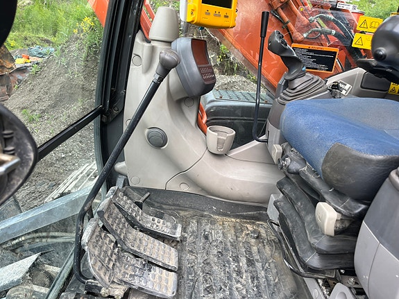 Hitachi 160Lc 9 of 20