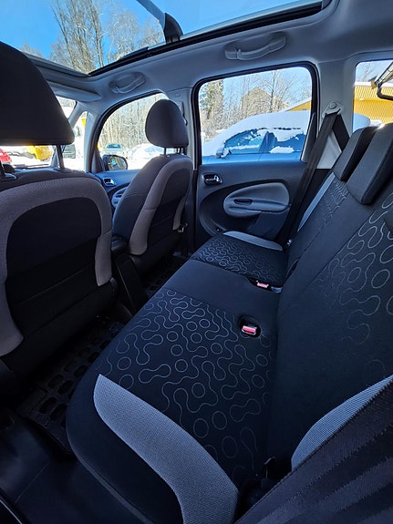 Citroen C3 Picasso 16 of 30