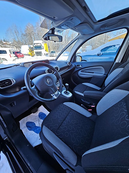 Citroen C3 Picasso 18 of 30