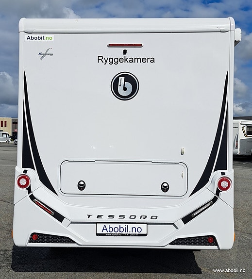 Benimar Tessoro 430 3 of 30