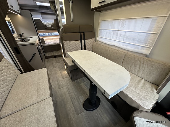 Benimar T425 Premium interiør 5 of 30