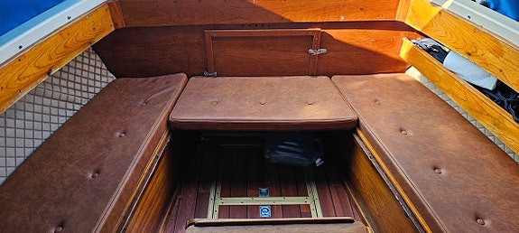 Sølv joh 23 fot med Volvo d1 5 of 5