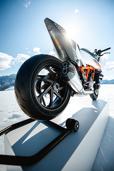 KTM 1390 Super Duke RR - THE BEAST - ENOUGH IS NEVER ENOUGH 6 of 12