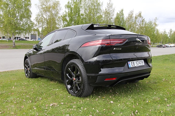 Jaguar I-PACE 10 of 30