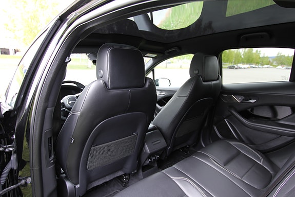 Jaguar I-PACE 29 of 30