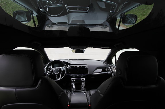 Jaguar I-PACE 30 of 30