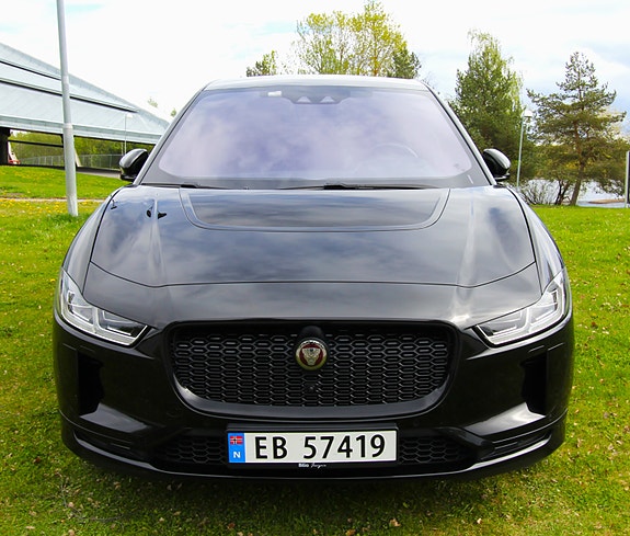 Jaguar I-PACE 2 of 30