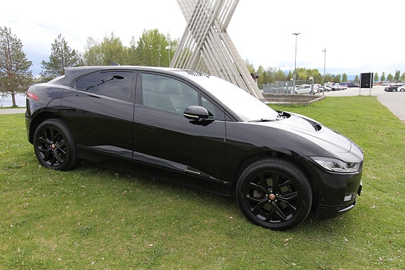 Jaguar I-PACE 15 of 30