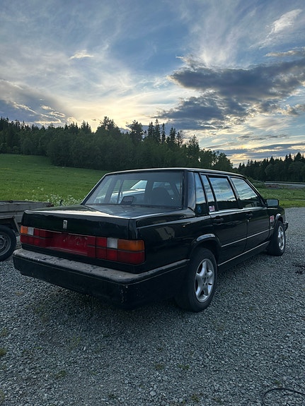 Volvo 760 4 of 5
