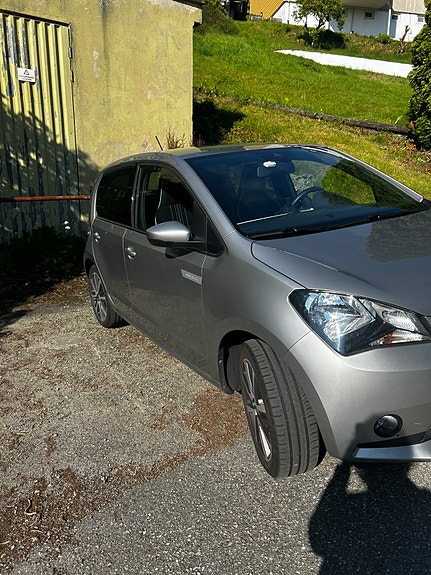 Seat Mii 3 of 4