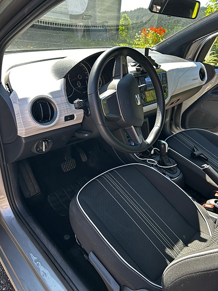 Seat Mii 14 of 19